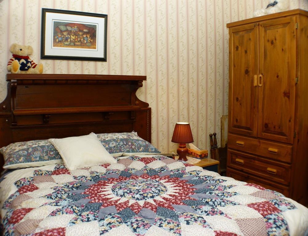 Doctor'S House B & B Тара Номер фото