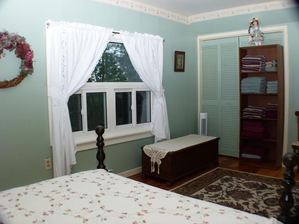 Doctor'S House B & B Тара Номер фото
